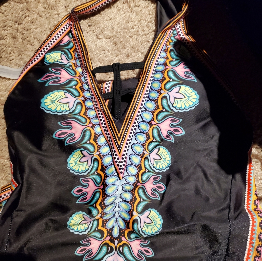 New One piece bathing suit